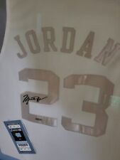 michael jordan unc jersey signed with UDA COA limited edition very very rare picture