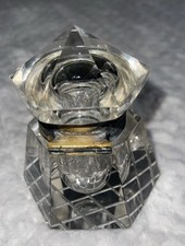 19th Century English Victorian Crystal Octagonal Inkwell With Brass Fitting picture