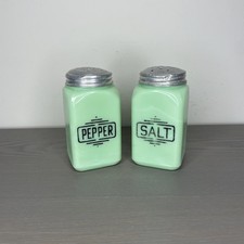 Vintage McKee Jadite Small Box Salt And Pepper Shakers MCM Mid Century Modern picture