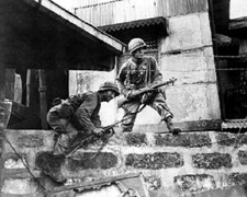 37th American Division Street Fighting Japanese Philippines 8x10 WWII Photo 335a picture