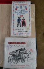 2 Pack Vintage Pennsylvania Dutch Country Guest Towels Napkins NOS Kitschy picture