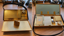 Vintage EVANS 1950s Gold Tone Liltadies Cigarette Case Purse picture