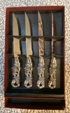 Vintage Arthur Court Grape Pattern Steak Knives - Boxed Set of 4 picture