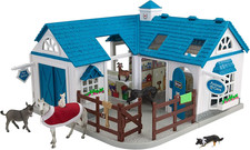 Stablemates Deluxe Animal Hospital | 10 Piece Set | 1:32 Scale | 11.375