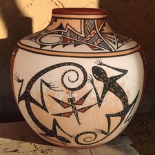 VTG Zuni Pottery Olla Jar Deldrick Lorenda Cellicion LIZARD DRAGONFLY Polychrome picture