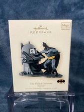 2007 Hallmark Magic Ornament “The Villain Database”- Batman- -A-12-1-22 picture