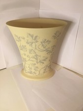 Vintage Wedgwood Matte Yellow Oval Ceramic Spray Vase w Silver Leaf  England 10