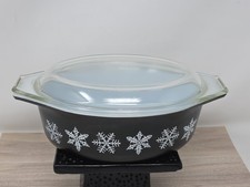 Vintage Pyrex Black Snowflake Casserole 043 1 1/2 QT Quart w/ Lid Charcoal MCM picture