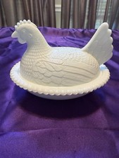 Vintage Indiana White Milk Glass Hen On Nest Covered Dish Beaded Edge picture