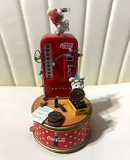 Vintage 1995 Coca-Cola Musical Figurine Vending Machine w/Bears Working picture