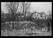Photo:North Hatfield Massachusetts 1936 Flood Debris Floodwater Houses picture