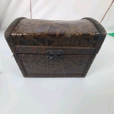 Vintage Small Treasure Box Wood picture