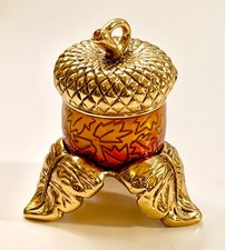 Estée Lauder 2004 ACORN AMULET Two-piece Solid Perfume Compact with Stand picture