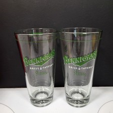 Original Bennigan's Irish American Grill & Tavern Set Of 2 True Pint Glasses picture