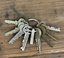 Vintage Key Lot 11 Yale Towne Eagle Master ILCO Flat Lock Keys With Key Ring picture