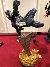 Sideshow Spider-Man Symbiote Costume Premium Format Figure picture
