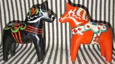 LOT OF 2 SET VTG SWEDISH DALA HORSE NILS OLSSON 3