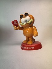 Vintage 1981 Garfield Enesco Ceramic Figurine Take My Heart Please Heart picture