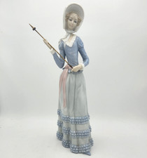 Lladro Daisa Aranjuez Lady With Parasol Porcelain Figurine Made In Spain - 12.5