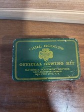 VINTAGE GIRL SCOUT SEWING KIT In A Tin picture