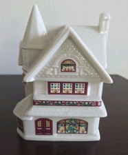   LENOX HOLIDAY, OLDE VILLAGE  THE WALTER LENOX HOUSE, DISCONTINUED, RARE picture