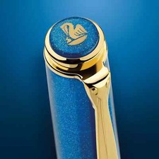 Pelikan Fountain Pen Classic M200 Golden Lapis Fine nib picture