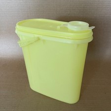 Vintage Tupperware 2 Qt Beverage Buddy Pitcher #587 Lid & Handle - Yellow picture