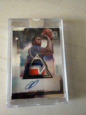 OG anunoby topps 3 autograph and patch /25 game worn 4 color picture
