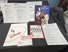 Vintage Disney World New Cast Member Orientation Folder 1992 Disney Look Pass picture