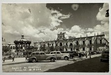 Vintage 1944 Palacio de Gobierno Ciudad Juarez Mexico Cars Street Scene Postcard picture