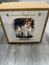 Grandeur Noel Porcelain Snowman Family Collection 2001 - Nice. picture