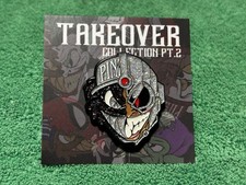 Pinzcity Takeover Cyborg Scare Bear Split Face Hat Pin #12/20 picture