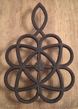 RARE Antique 19th C Cast Iron ENTWINED 4 HEARTS Trivet FOLK ART German PA #1 picture