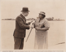1935 Press Photo Actress Louise Beavers and Guy Standing in
