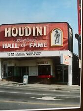 Houdini Magical Hall of Fame Color Photo Clifton Hill Niagara Falls 1974 picture