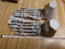 NWT NOS PAIR OF 8