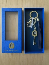 NIB Disneyland Club 33 purse bag charm fob keychain tassel tassle picture