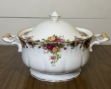 Royal Albert Old Country Roses Rare Covered Soup Tureen & Lid 14” England 1962 picture