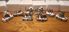 Rare 💎 8 Pc. Set🎄Hawthorne Village Christmas Parade Accessories Collection  picture