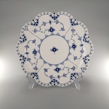 Royal Copenhagen Blue Fluted Full Lace Dish (25 cm) - #422-ba picture