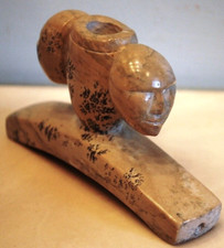NATIVE AMERICAN Hand Carved STONE PLATFORM PIPE 2 Faced Signed TOM HUFF 4 1/8