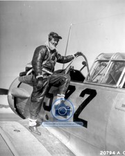 BENJAMIN DAVIS TUSKEGEE AIRMEN PILOT ON TRAINER PLANE 1942 8X10 PHOTO picture