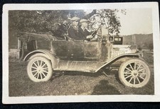 1910 ERA TOURING CAR TWO MEN DRIVING VINTAGE UNPOSTED REAL PHOTO POSTCARD P119 picture