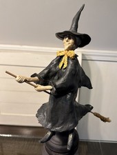 Vintage Flying Witch Broomstick Halloween Decor Folk Art Figurine - papier-mâché picture