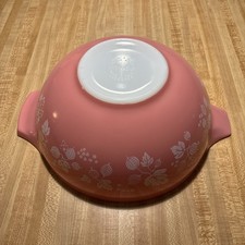Vtg Pyrex Pink Gooseberry Cinderella 4 Quart Mixing Bowl #444 EUC picture