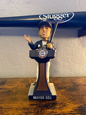 Travis Shaw “Mayor of DDC” Bobblehead | Milwaukee Brewers | *Damaged Box* picture