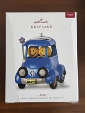 HALLMARK 2018 HAPPY MUSICAL ORNAMENT picture