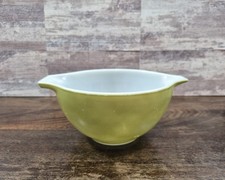 Vintage Pyrex Avocado Green 1.5 Pint Double-Spouted #441 Cinderella Bowl, 1960's picture