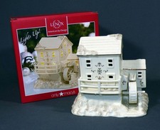 Lenox Mistletoe Park Lighted ~ OLD MILL #829642 - 2012 RARE picture