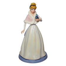 WDCC Cinderella - The Gift of Kindness | 4004523 | Disney | New in Box picture